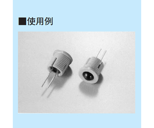 パネル用　LED取付ブラケット（Φ5用）　黒（10個入） パッケージを正面から捉えた状態で、積み重ねられたブラケットが確認できる。