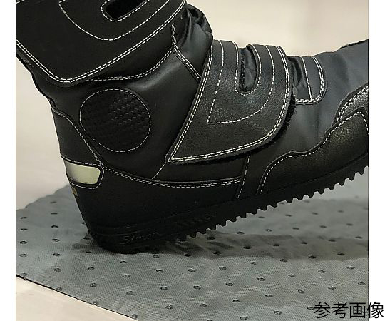 液体用グリップマット 緑色 100枚入 緑色のグリップマットが積み重なり、包装が透けて見える状態