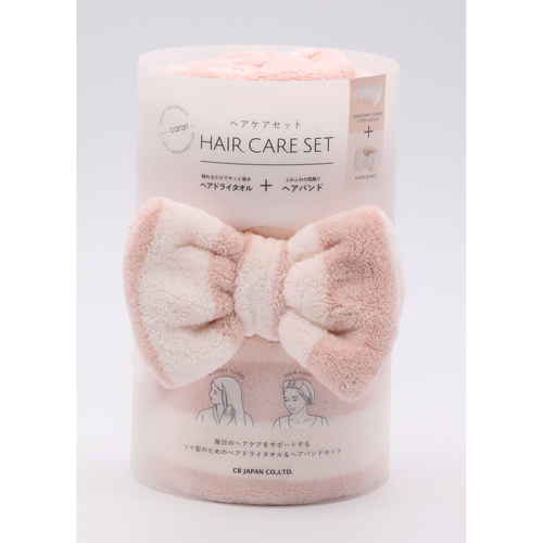 ヘアドライタオル　ヘアバンド　2点セット　カラリヘアケアセット　セット　バスタオル　ピンク セット全体が並んでいる様子、淡いピンク色で統一されたデザインが特徴。
