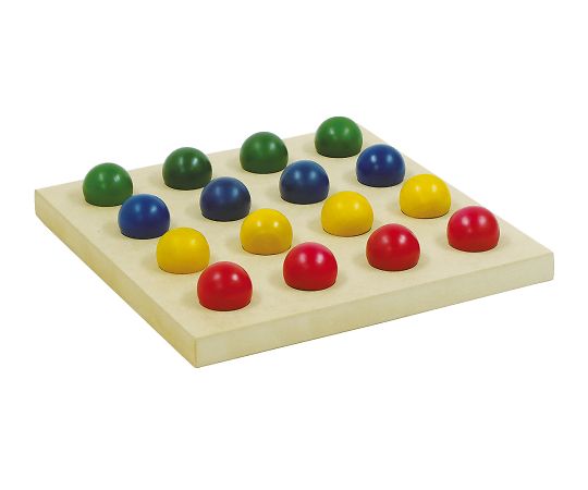 ボールペグボード画像