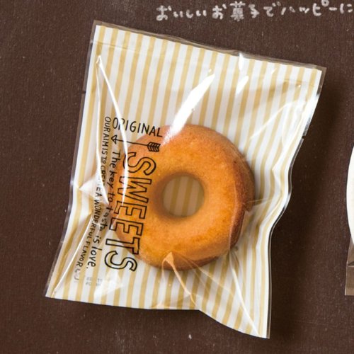 ハッピータイムスイーツパック クリア-9冷凍可(100枚) ヘッズ 透明なパッケージに入った冷凍可能なスイーツカップが斜め上から見える状態