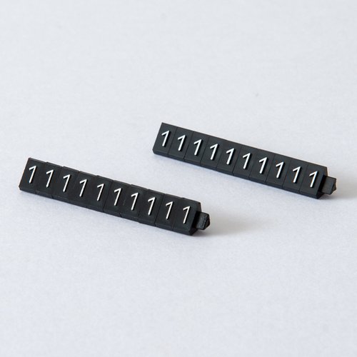 陳列備品 ニュープライスキューブ補充M用(20粒) 黒/白 1 友屋 白と黒の補充用カプセルが整列した状態