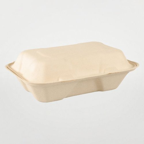 弁当容器 BBランチ 220-150(5枚入) パックスタイル 透明なパッケージに収められた弁当容器が横向きで並んでいる様子