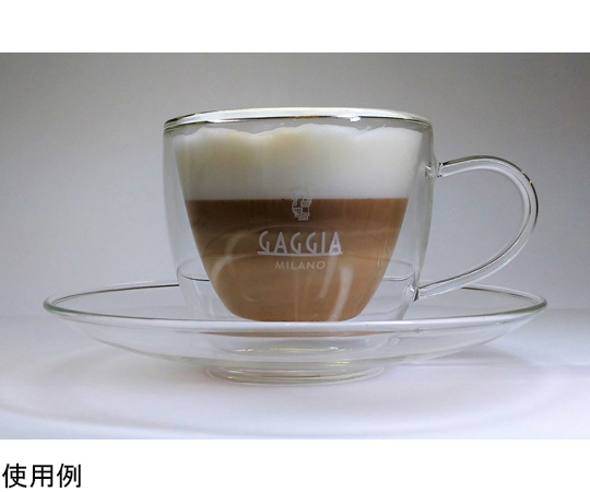 GAGGIA ロゴ入り カプチーノカップ＆ソーサー2客セット コーヒーカップが並んでいる様子、白とブラウンのコントラストが際立つデザイン。
