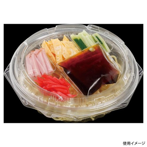 冷麺容器 APセトル 17(40)R 本体 エコ エフピコ 透明な容器の中に、冷麺が盛り付けられた様子