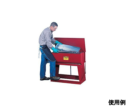 φ895x406x832mm/83L 部品洗浄器 高い位置から見下ろした設置された洗浄器の全景、周囲には作業スペースが広がる。