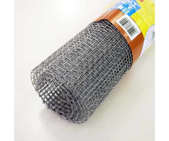 日曜大工用　工作金網　平織　5mm×600mm×1m 格子状に編まれた金網が広げられた状態