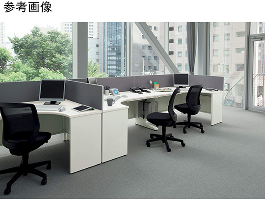 横連結金具　ビジネスデスク　LDVシリーズ 金具の表面に施された滑らかな仕上げと、角度が異なる複数の連結点が見える状態