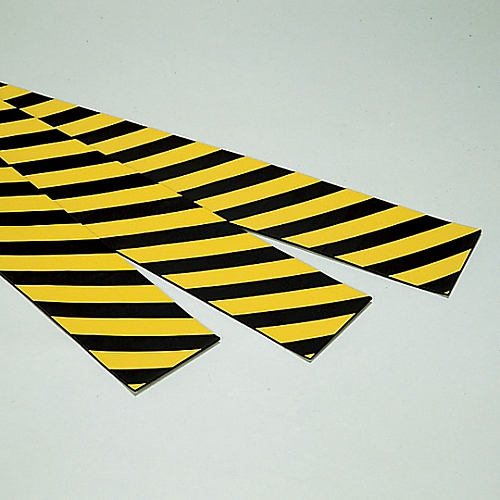 トラ柄クッション　黄/黒　TRC-105　無反射タイプ画像